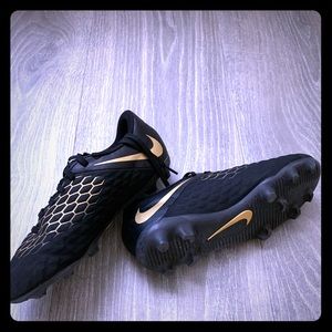 Nike Youth Soccer Cleats